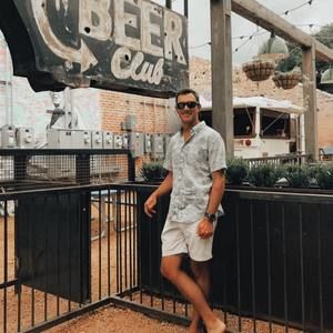 Meet your Posher, Collin